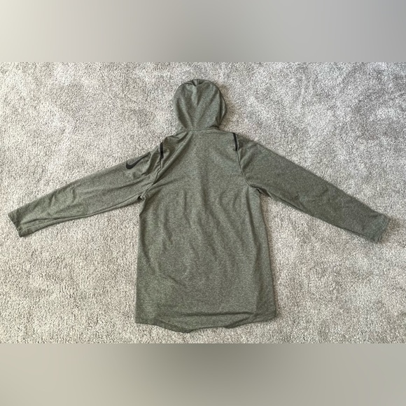 NEW with tags -Men’s Nike Training Zip-up Hoodie - Picture 3 of 11